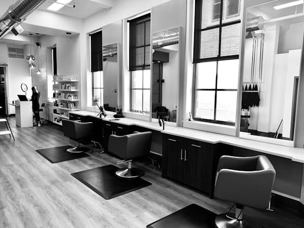 Ladies Salon & Ladies Salon Institute